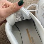 Reebok White Shoes Photo 2