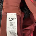 Brooks  Dare Racerback Run Bra Size 34DD Photo 5