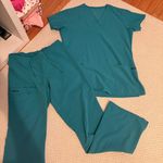 Jockey Scrubs Photo 0