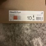 on cloud  Shoes Photo 4