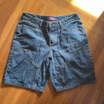Edikted jorts Photo 0
