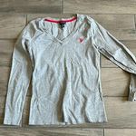 U.S. Polo Assn. gray v neck long sleeve Photo 0
