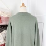 Alice + Olivia Denver Round Hem Cashmere Sweater Green L Photo 8