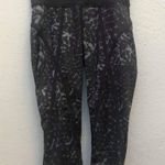 Lululemon 4 crop leggings Photo 3