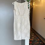 Albert Nipon Elegant Cream Sleeveless Dress with Shimmer Shiny Floral Embossing White Size 8 Photo 4