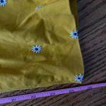 Old Navy Yellow with White Daisy Print Pixie Cut Pants Size 4 Photo 7