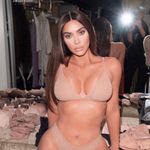 SKIMS NWT  Everybody Triangle Bralette CLAY Bra  Nude Beige Size S Photo 1