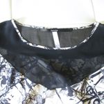 Kensie Print Top - Size Medium Photo 3