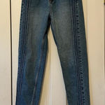 Urban Outfitters BDG  Pin-tuck Side Seam Tapered Fit Mom Jeans Photo 0
