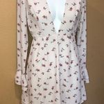 About Us  floral dress Photo 2