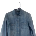 Uniqlo  Women's Size Large Chambray Pearl Snap Shacket Button‎ Up Top Photo 1