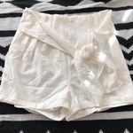Classy White pleated lightweight shorts with wrap around belt Photo 0
