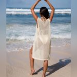 Berlook Beige Round Neck Cover Photo 2