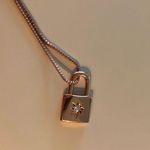 Pura Vida  lock necklace Photo 1