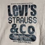 Levi's Vintage Levi’s Fitted Tee Shirt Brown Graphic T-shirt Heavy 90s/Y2K Sz S Photo 4