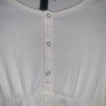 Forever 21 sweater top Photo 3