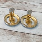 Vintage Clip On Earrings Photo 5