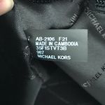 Michael Kors Set Photo 9