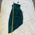 Lulus  Law of Attraction Emerald green One-Shoulder Asymmetrical Midi Dress XS Photo 4