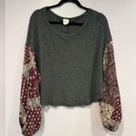 By Together paisley arms grey waffle knit long sleeve Photo 0