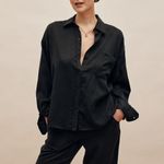 Djerf Avenue NWOT  On The Go Shirt in Ash Photo 1