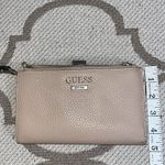 Guess  zipper pocket phone case rose gold wristlet Photo 3