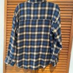 American Eagle Women’s Blue and White Plaid Autumn Flannel Sz M Photo 5