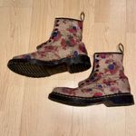 Dr. Martens DR. DOC MARTENS FLORAL PATTERN W/ TAN BURLAP BOOTS RARE  SIZE US 9 Photo 2
