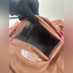 The North Face Pink & Tan Backpack Womenโs Hiking Travel Bag Adjustable Straps Photo 3