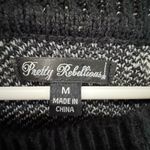 Black Diamond Pattern Sweater sz M Size M Photo 3