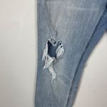 Old Navy  Woman's Sz 12 Light Wash Boyfriend Straight Distressed Raw Hem Jeans‎ Photo 1