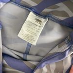 Women's Running Bare Gray Blue Zebra Print W/ Pockets Athletic Leggings Photo 1