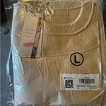 Short sleeve sweater Yellow Size L Photo 2