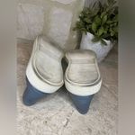 Carmela  powder blue leather moccasins sz 40 Photo 7
