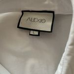 Alexis  Roxanne White Blouse new with tags Photo 4