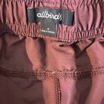Allbirds  Shorts Women Small Red Natural‎ Run Activewear Sustainable Merino Photo 3