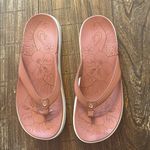 OluKai Nu'a Pi'o Sandals 8 EUC Pink Clay Platform Flip Flop Coastal Gorpcore White Photo 1