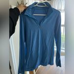 Lululemon Women Quarter Zip Photo 3