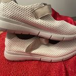 Arcopedico Mary Jane’s Shoes Size 41. 9.5 White Photo 0