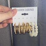 Gold Hoop Earnings Photo 0