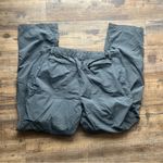 Columbia  Omni Shade Womens Grey Cargo Pants Hiking Lightweight Outdoor Size 14R Photo 8