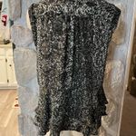 Mossimo Supply Co . Black And White Snake Skin Pattern Sleeveless Blouse-Size MED Photo 2