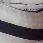 Trina Turk Monochrome Striped Trousers size 2 27/28 waist large fit Photo 2