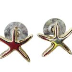 Gold Tone Star Fish Shape Pierced Post Metal Earrings Photo 1