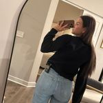 Black Crewneck Sweatshirt Photo 3