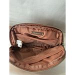 Lululemon Everywhere Belt Bag Crossbody Salmon Orange Small Versatile Pouch Photo 4