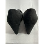 Apt. 9 Womans  Kensington Size 8.5 M Black Slip On Wedge Pumps Photo 4