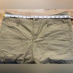 Eddie Bauer  | Khaki Shorts, Size 6 Photo 3