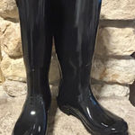 Hunter  Tall Shiny Black Waterproof Rain Boots W’s 7 Inpeccable Condition Photo 0