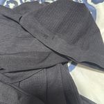 Lululemon  size 8 Photo 4